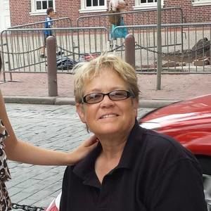 Meet your Posher, Carolyn